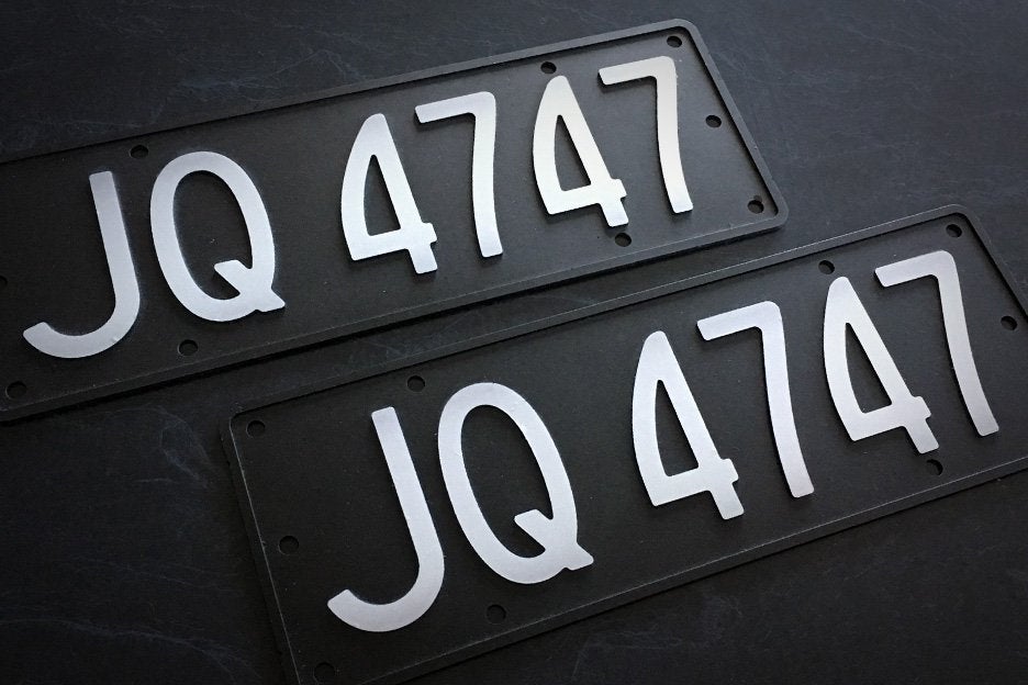 Decorative Old Style Black NZ Number Plates (alloy, 3D)